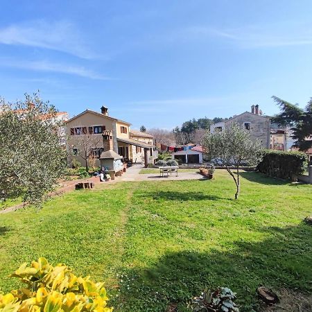 Apartment Pajtak Porec Bagian luar foto