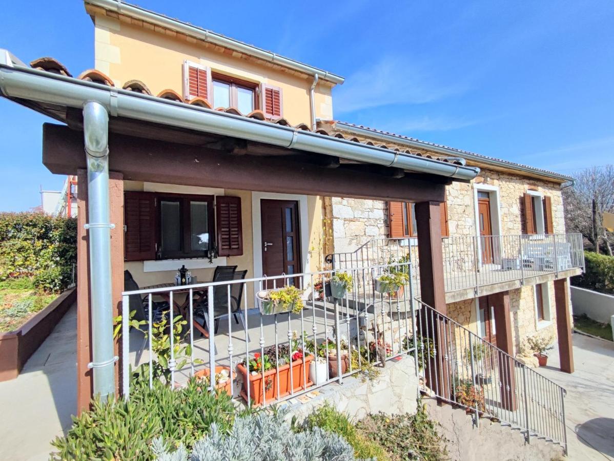 Apartment Pajtak Porec Bagian luar foto